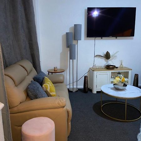 Handsworth Home - 2 bedroomed Sheffield Buitenkant foto