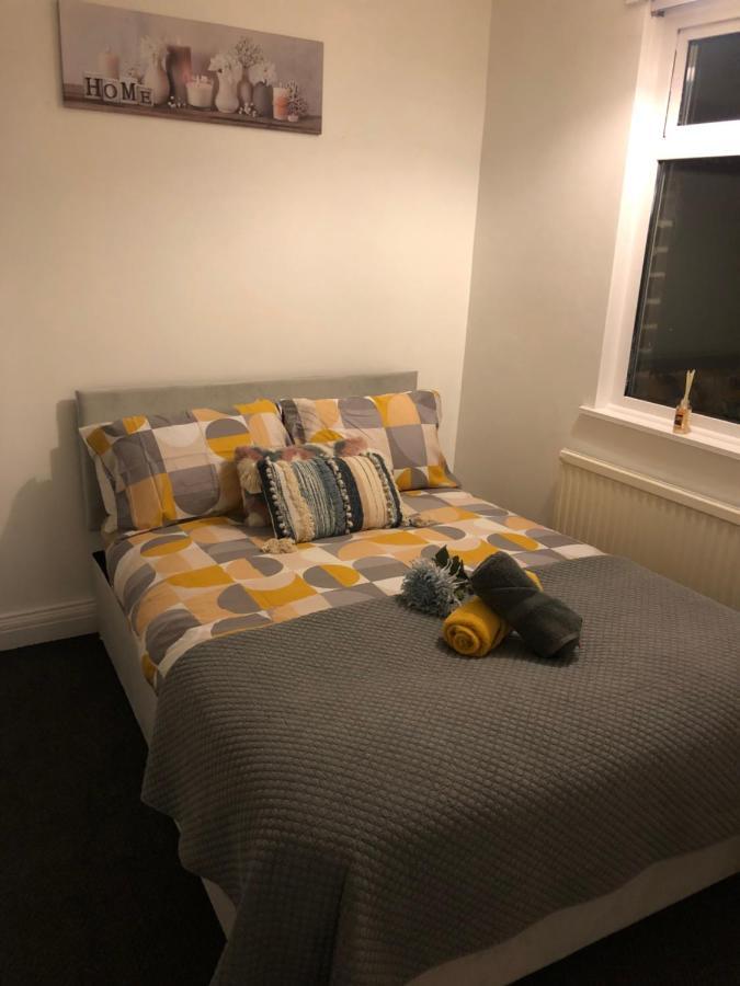 Handsworth Home - 2 bedroomed Sheffield Buitenkant foto