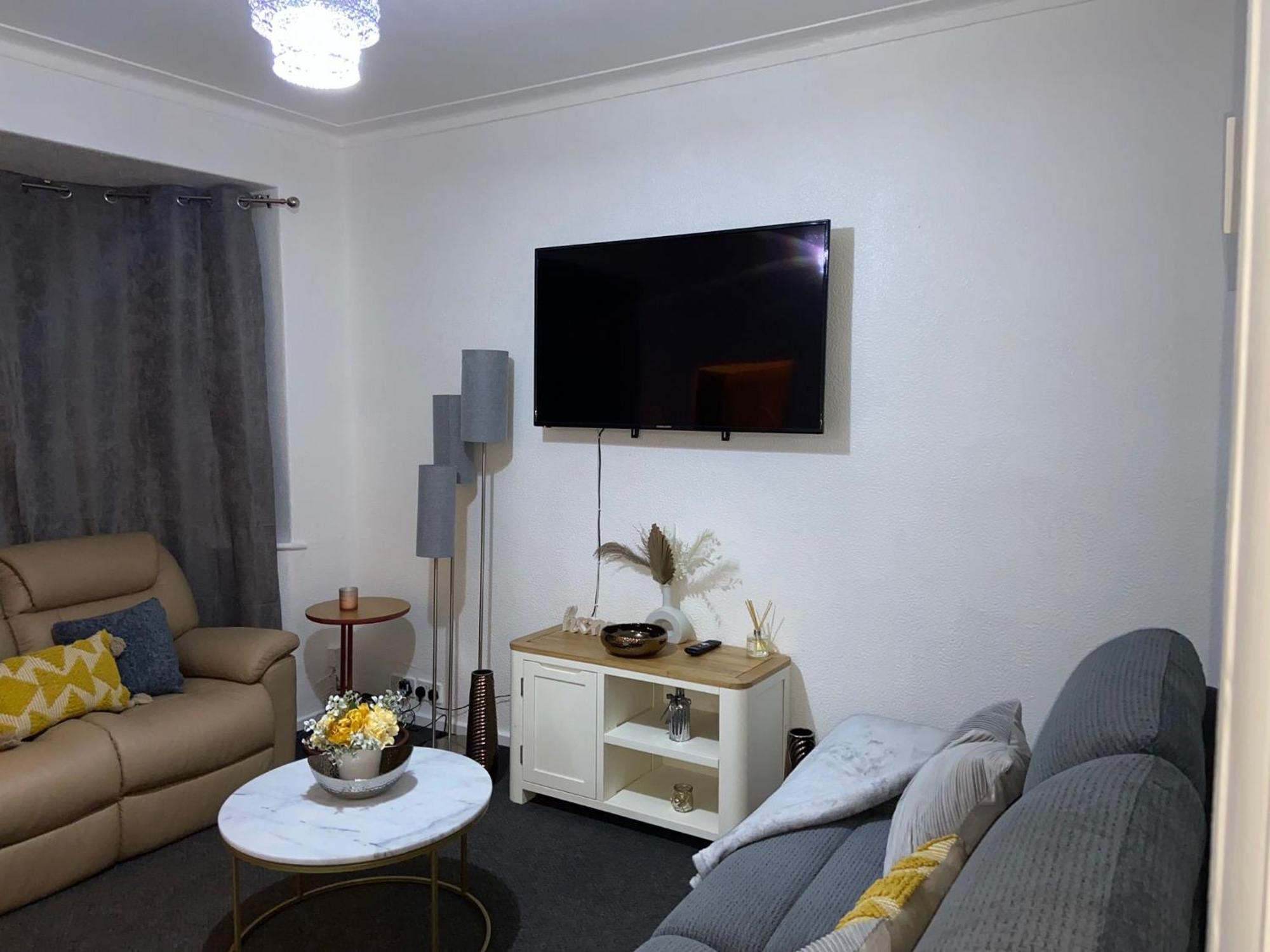 Handsworth Home - 2 bedroomed Sheffield Buitenkant foto